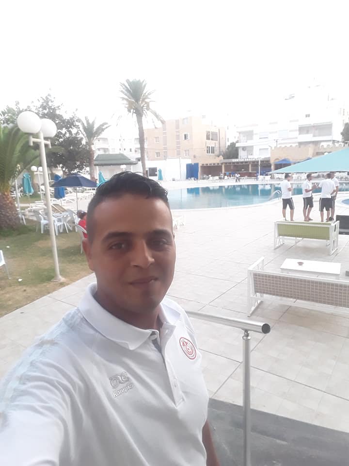 أكرم النايلي يدير لقاء النادي البنزرتي والمنتخب الأولمبي العراقي