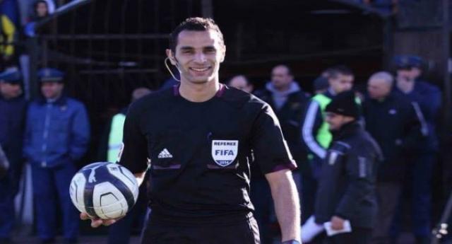 مصطفى غربال يدير لقاء الترجي وصان داونز