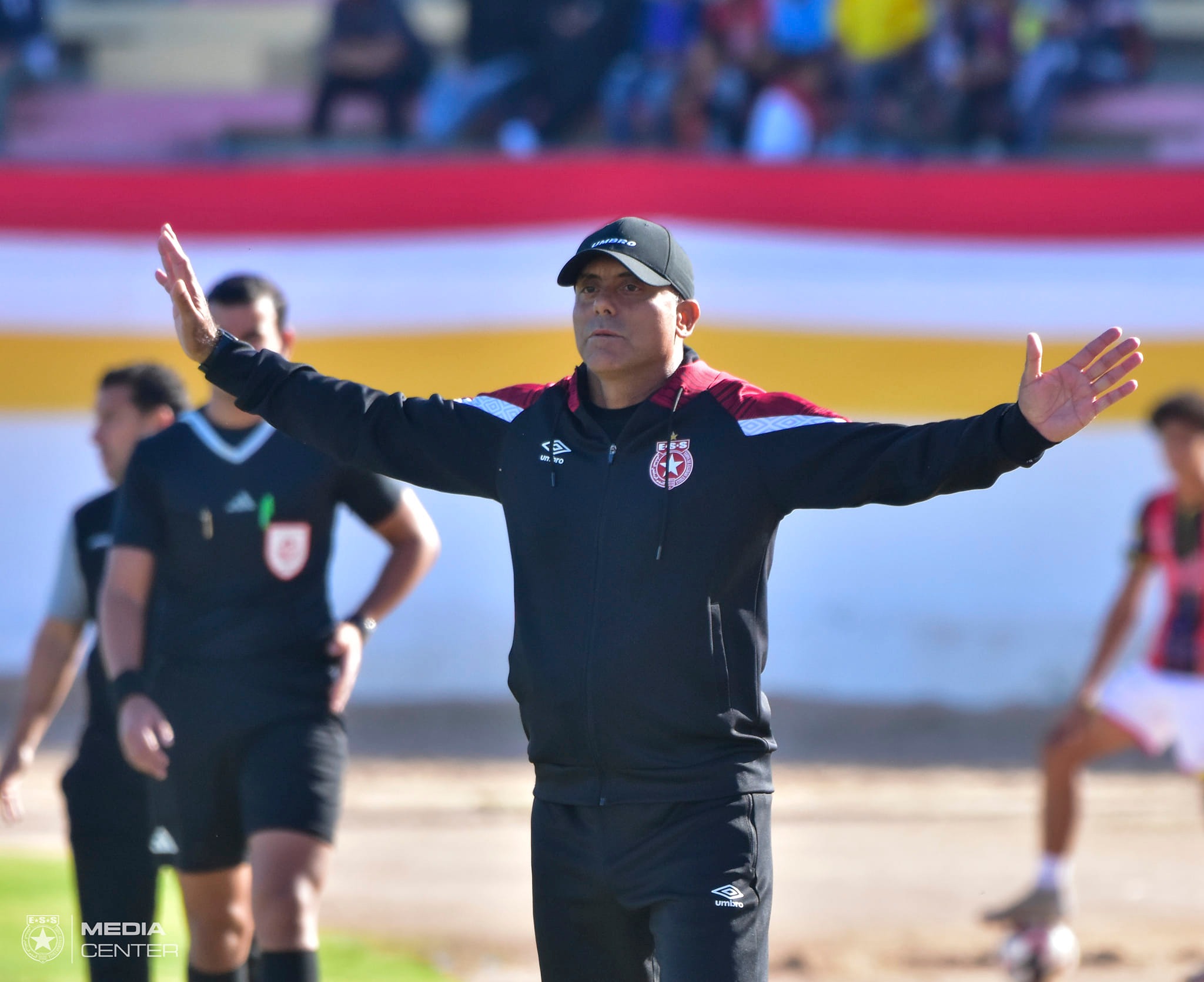 ويتواصل الفولكلور التونسي : المكشر يغادر النجم الساحلي